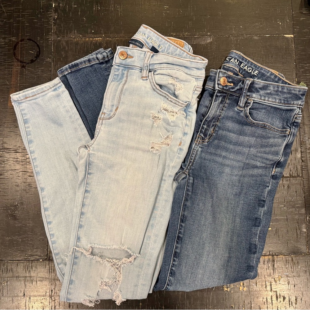 American Eagle Outfitters Women's Light and Dark Blue Skinny Jeans